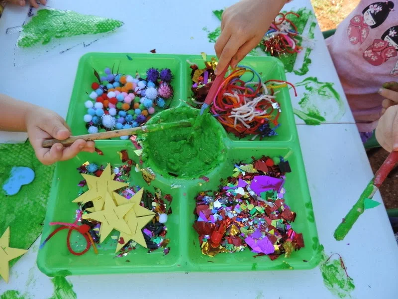 Preschool Christmas Tree Toss Activity That's FUN! · Pint-sized Treasures